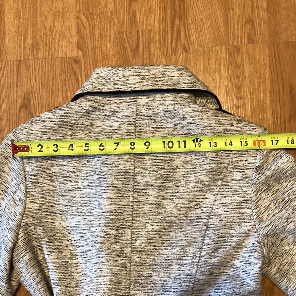 GUESS Double Breasted Trench Coat with removable belt - Picture 10 of 10